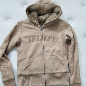 Womens Ambercrombie tan furry zip up sweater